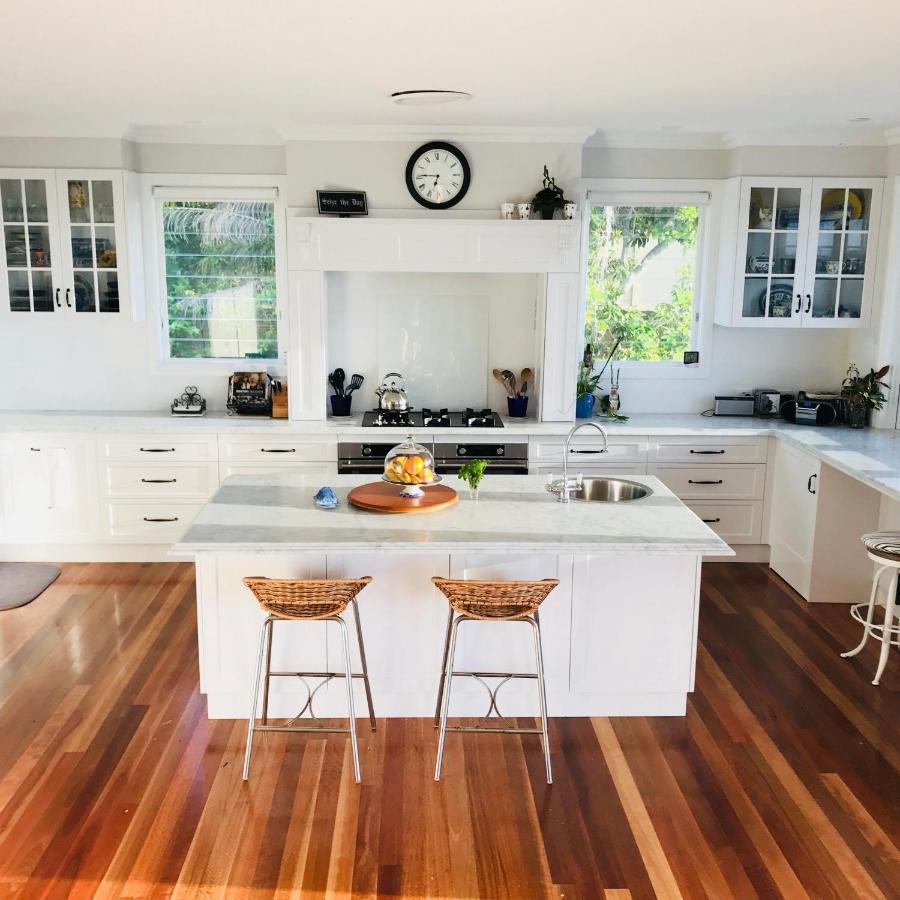 Jetty Splendour Guest Bedroom With Bathroom En-Suite B'Nb Coffs Harbour Bagian luar foto