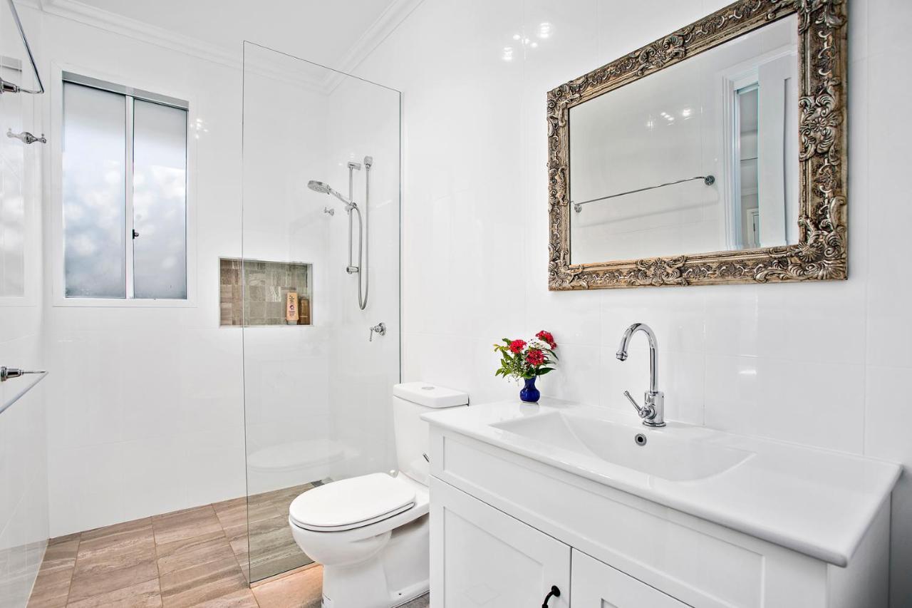 Jetty Splendour Guest Bedroom With Bathroom En-Suite B'Nb Coffs Harbour Bagian luar foto
