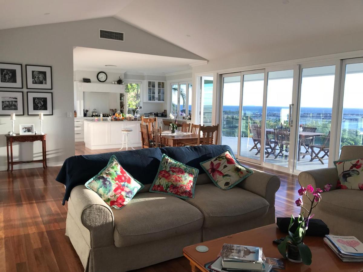 Jetty Splendour Guest Bedroom With Bathroom En-Suite B'Nb Coffs Harbour Bagian luar foto